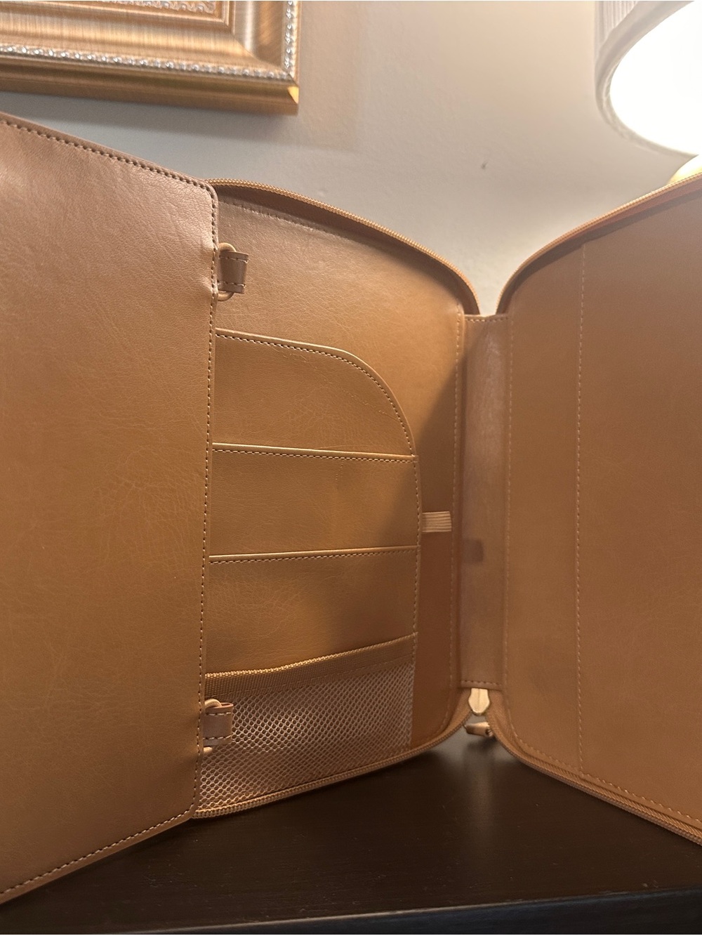 Tan Planner and iPad Zip case - Picture 4 of 6